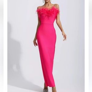 Pink Strapless V Neckline Ostrich Feather Bandage Maxi Dress - NWT